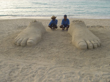 Dubai-beach-Sand-Feet